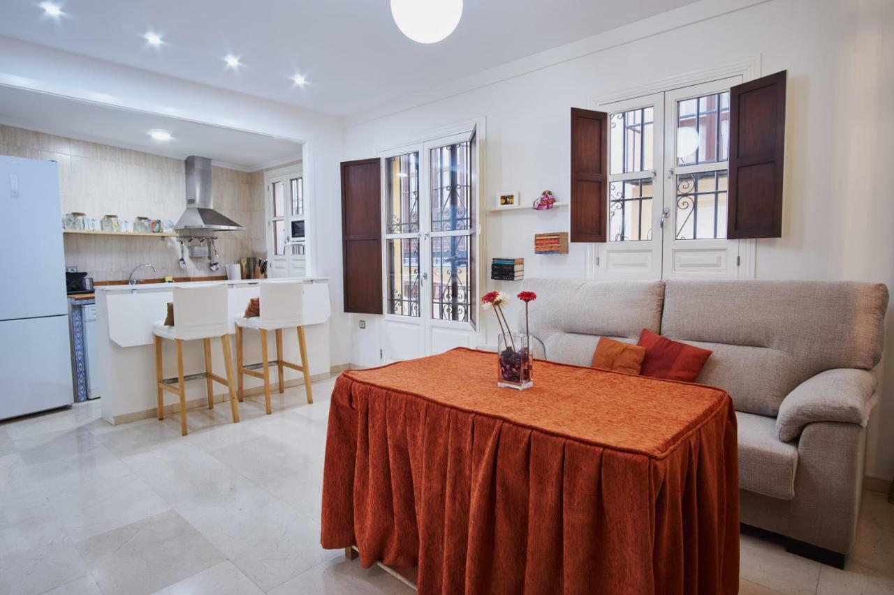 Apartament Santa Cruz Pearl Sewilla Zewnętrze zdjęcie