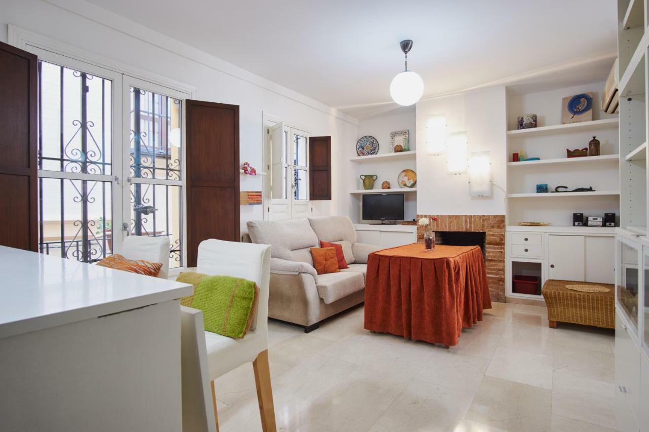 Apartament Santa Cruz Pearl Sewilla Zewnętrze zdjęcie
